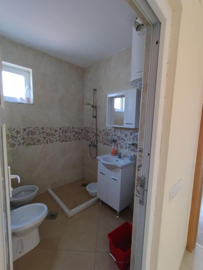 Tahiri Bellevue Apartments Улцинь Екстер'єр фото
